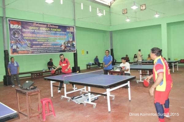 Wagubsu Tanding Tenis Meja Lawan Mantan Walikota Kajang Malaysia 